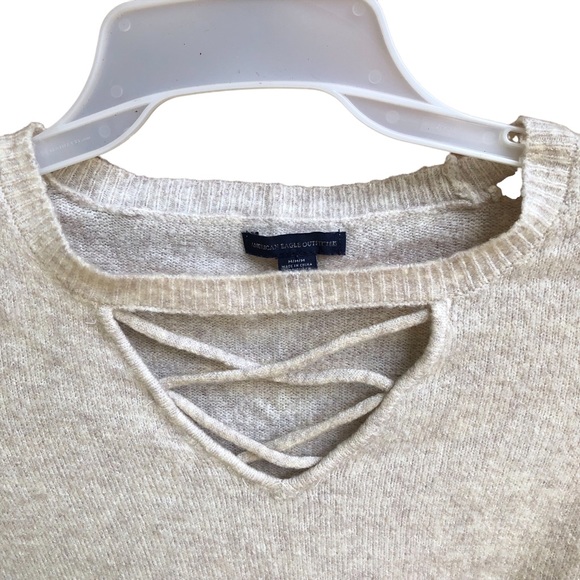 AE bell sleeve Sweater - Picture 3 of 9